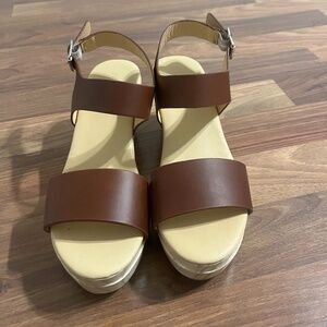 Nisolo Open Toe Clogs